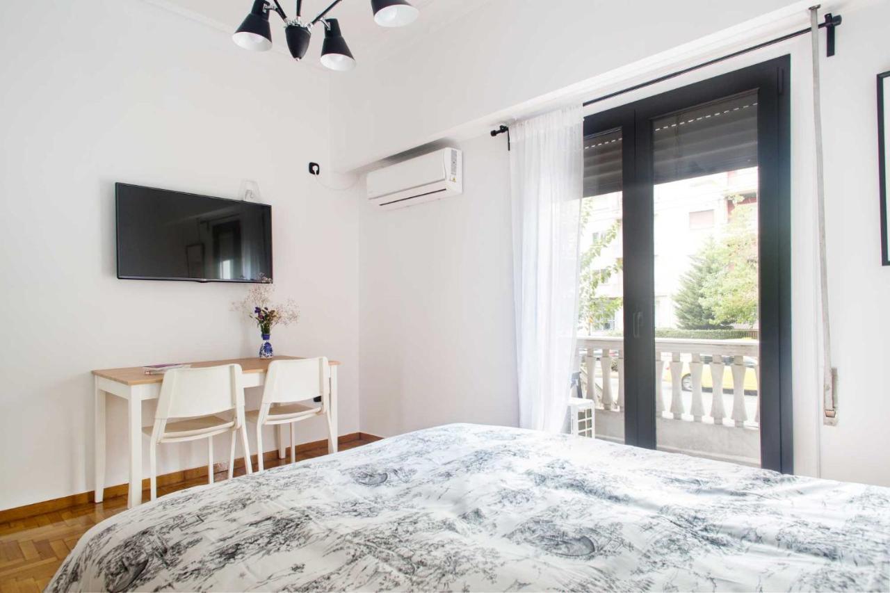 Newly Renovated Studio Downtown Athens! Екстер'єр фото
